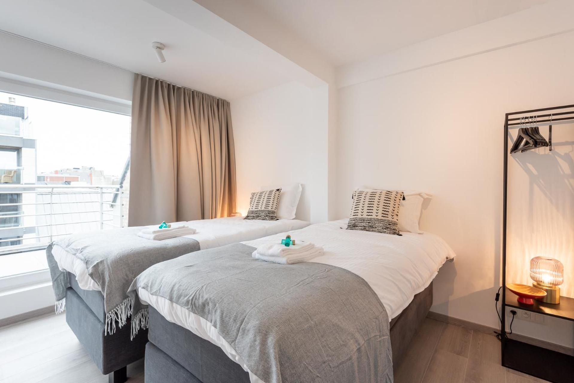 Spacious Penthouse For 8 People In The City Centre Ostenda Esterno foto